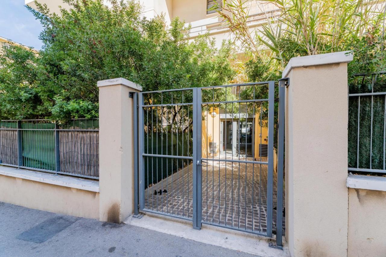 La Joliette; Duplex 2 Chambres, Parking Inclus+ Terrasse+ Ascenseur Marseille Exteriér fotografie